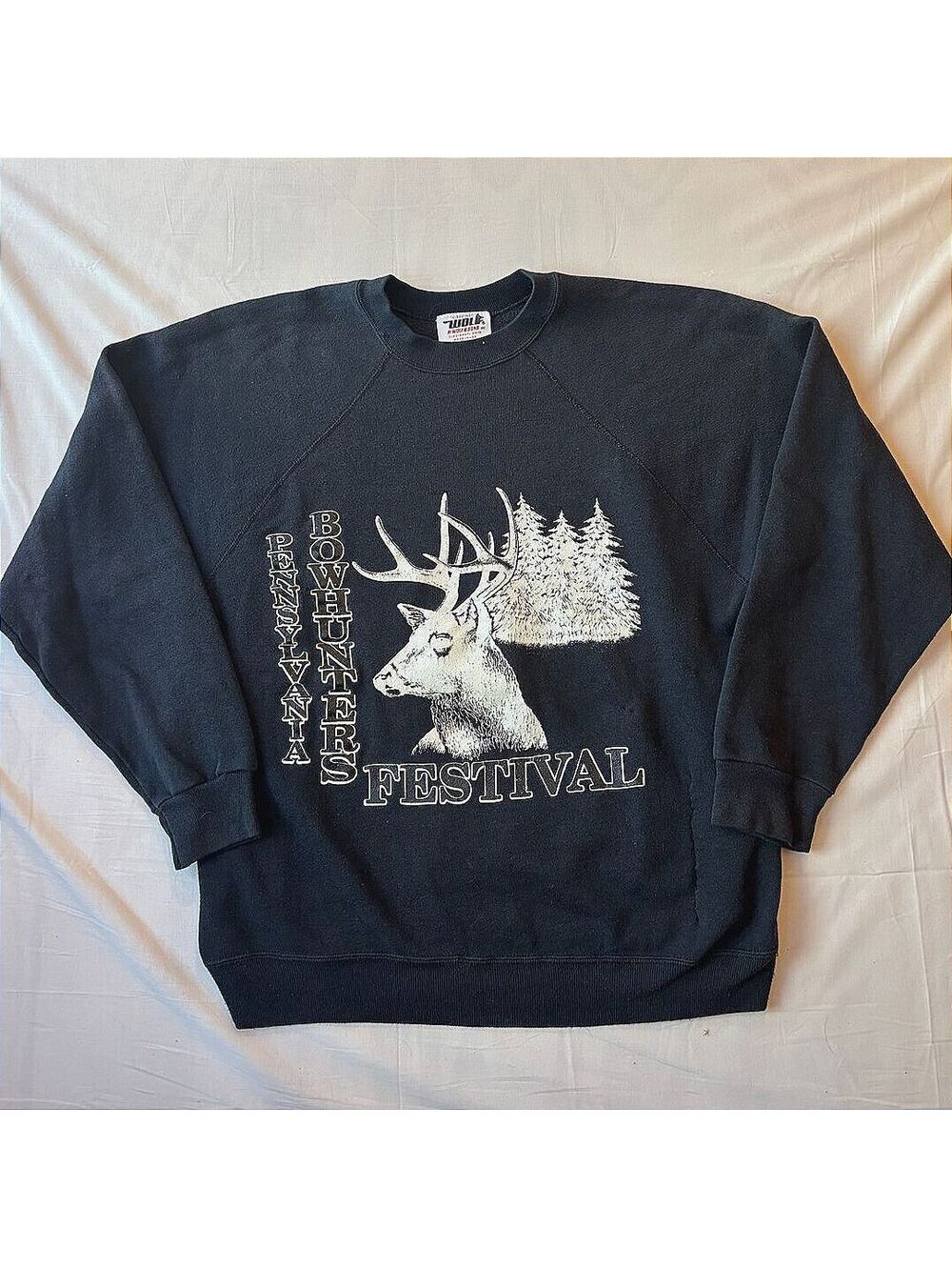 VTG 90s Pennsylvania Bowhunters Festival Sweatshirt Buck Graphic USA Made Large